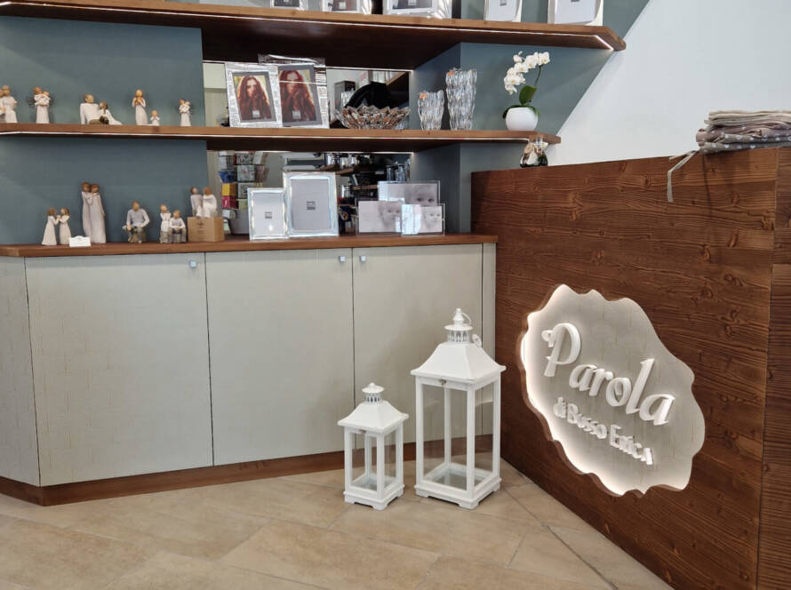 parola casalinghi negozio
